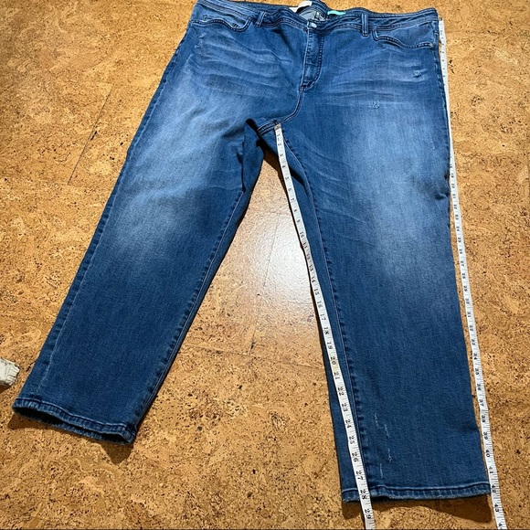 Anthropologie Pilcro Slim Boyfriend High Rise Jeans Light Distressing Sz 26W - Picture 11 of 14